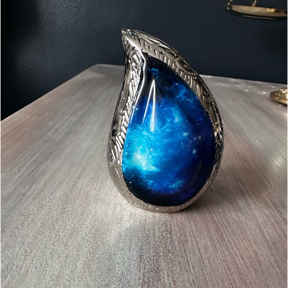 Urn for your loved ones ashes
